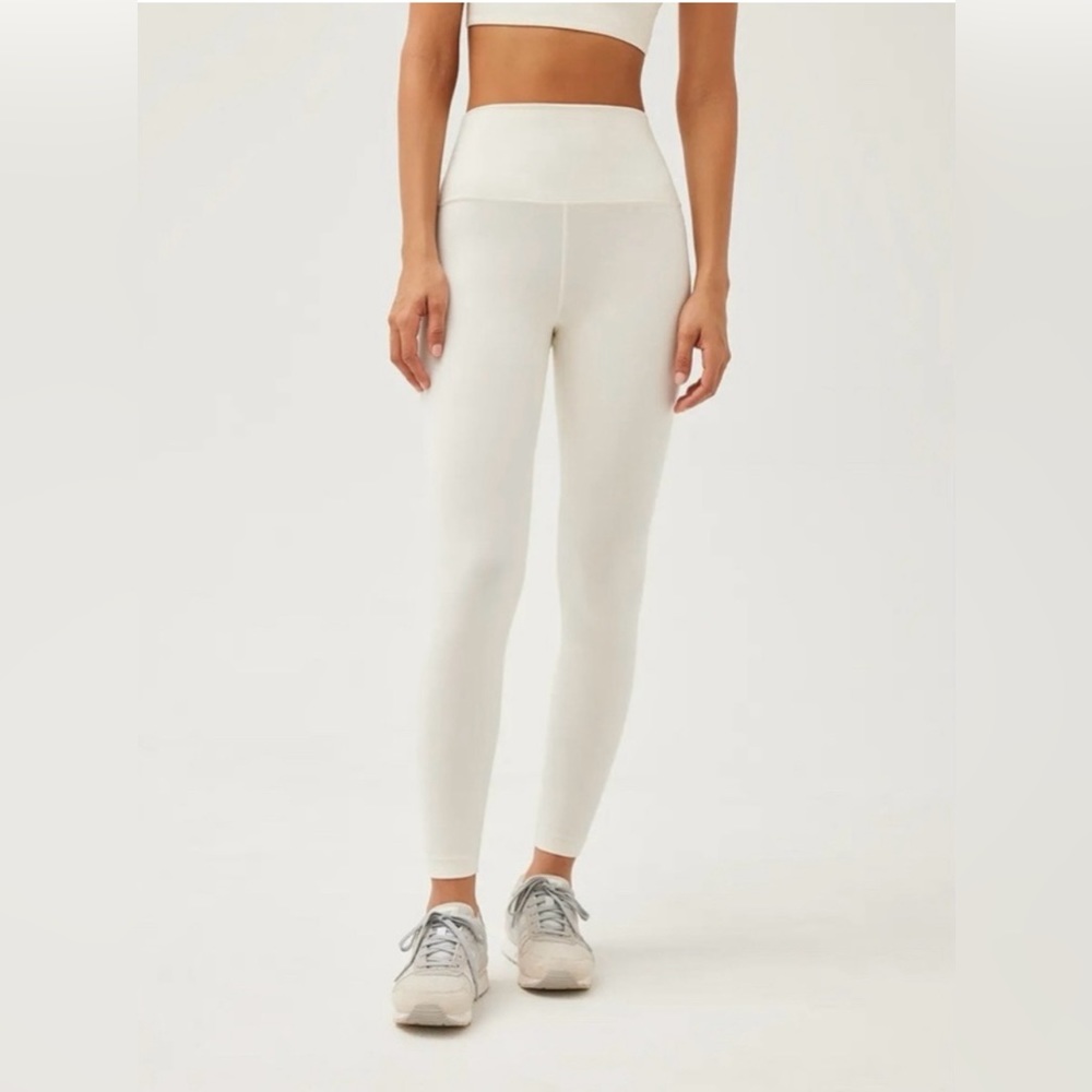 Brand new with tag Outdoor Voices Free Form 7/8 Legging - Picture 3 of 6